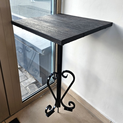 Столик кованый